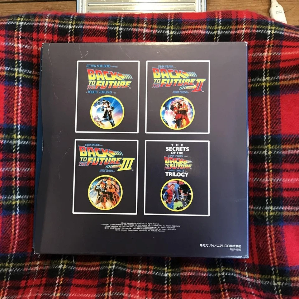 Back to the Future Trilogy I II III Laserdisc Box Set Movie PILF-1583 Japan - Image 4 of 4