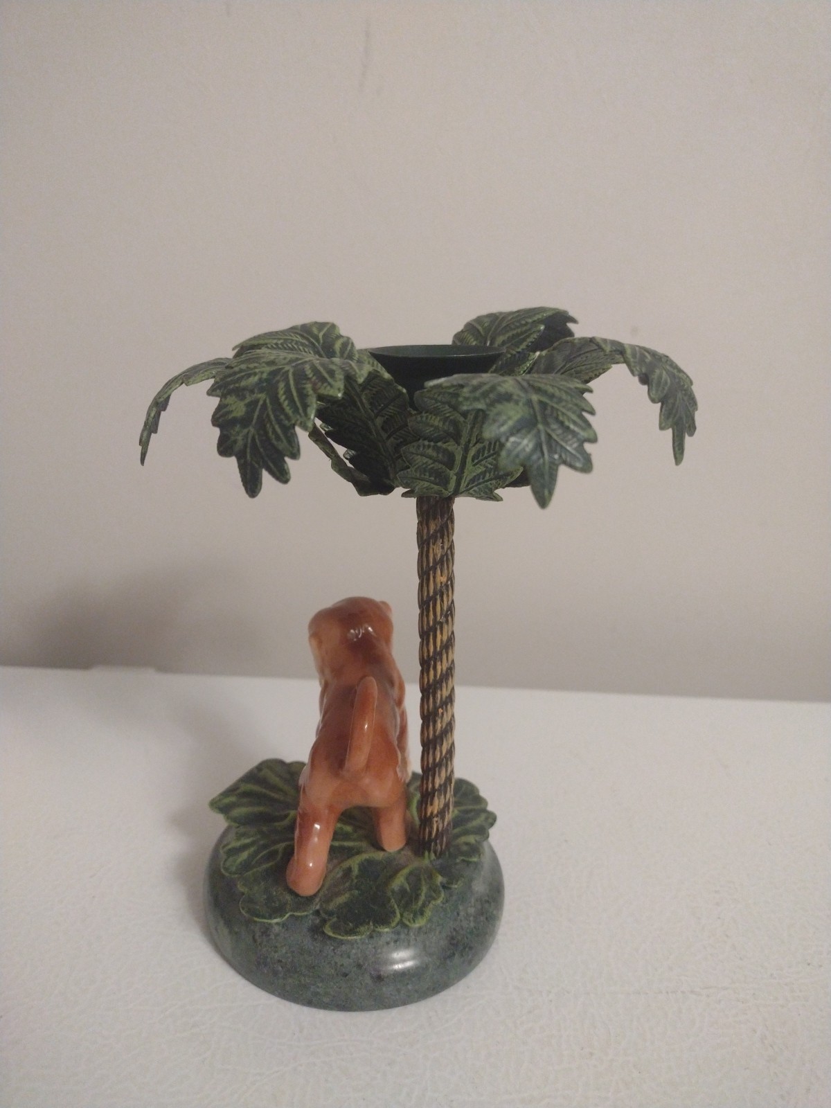 Picture 3 of 9