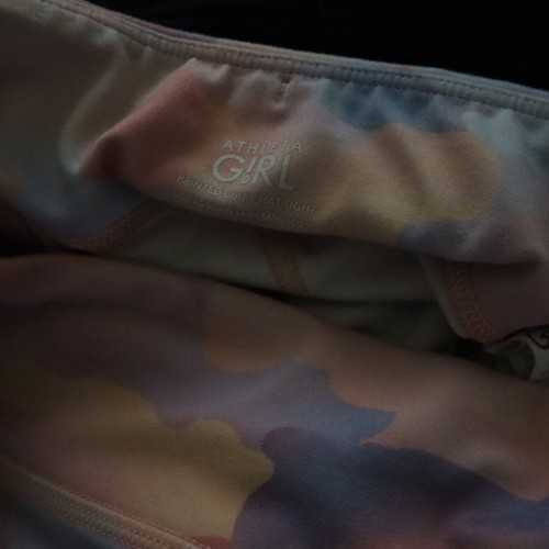 Athleta Girl Girls' Printed Chit Chat Tight Pastel Pink & Blue Cloud Leggings M - Picture 4 of 4