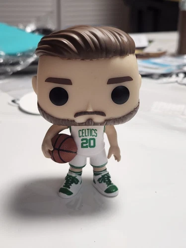 POP! NBA Gordon Hayward Boston Celtics #42 Vinyl Figure Funko use no box
