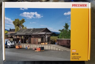 Vollmer 45716 FREIGHT LOADING PLATFORMS (3) Covered Platform Ramps & Storage LNB