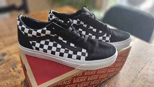 VANS Furgoni vecchia scacchiera scuola