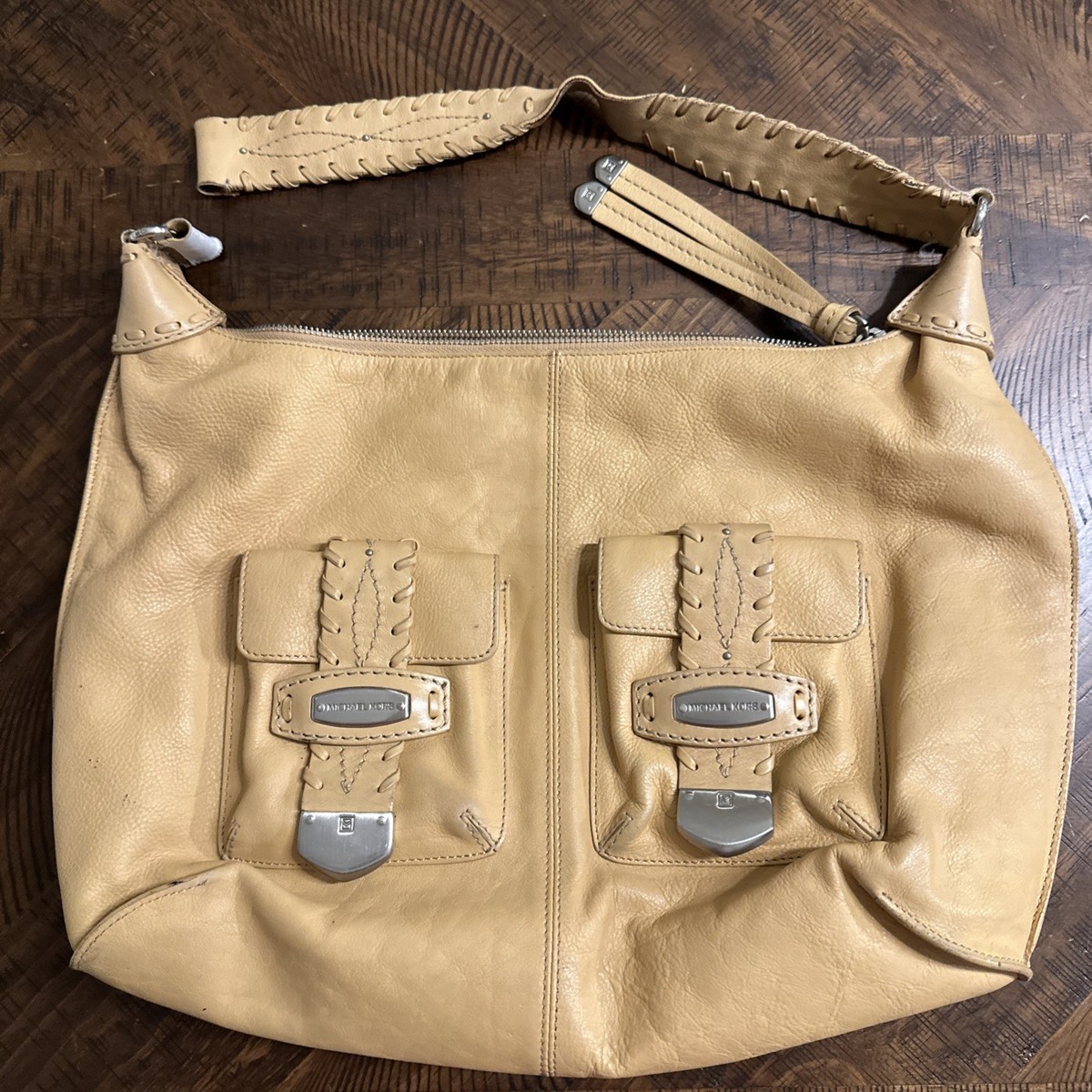 Broken Michael Kors Bag Am I The Only One That Has Had 