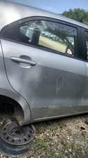 Porte arrière et accessoires Kia RIO