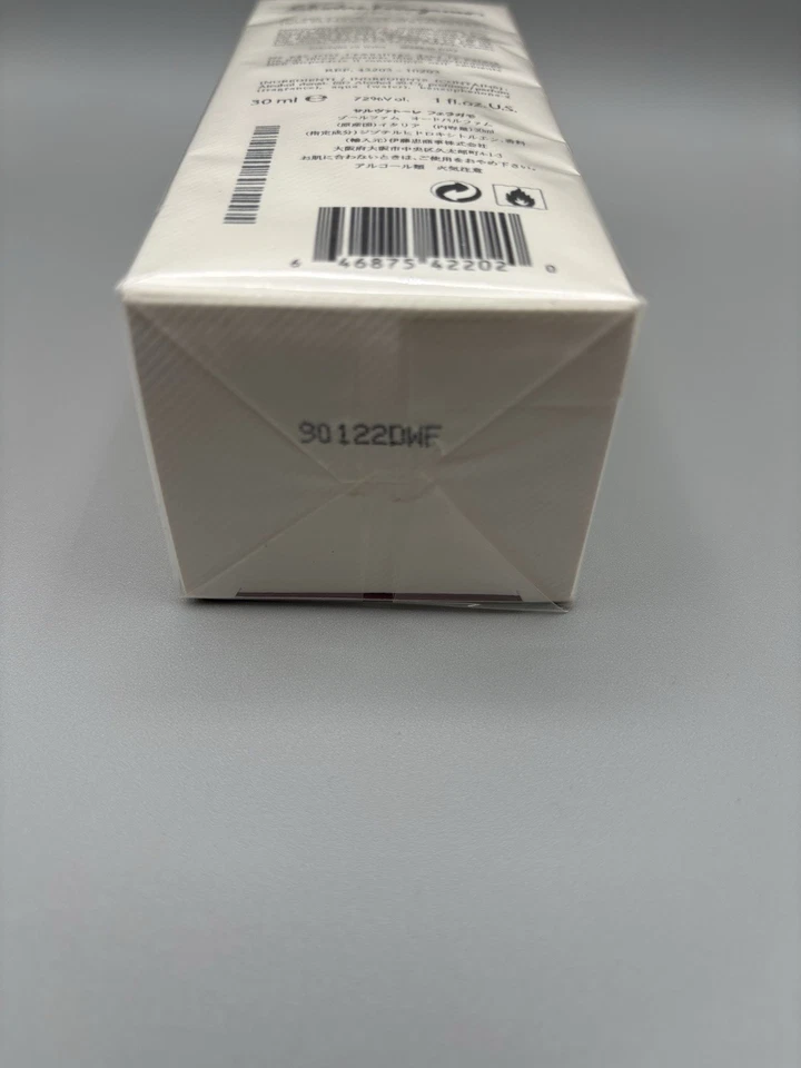 Salvatore Ferragamo Pour Femme Eau De Parfum 1 fl oz 30ml Perfume Spray - Image 3 of 3