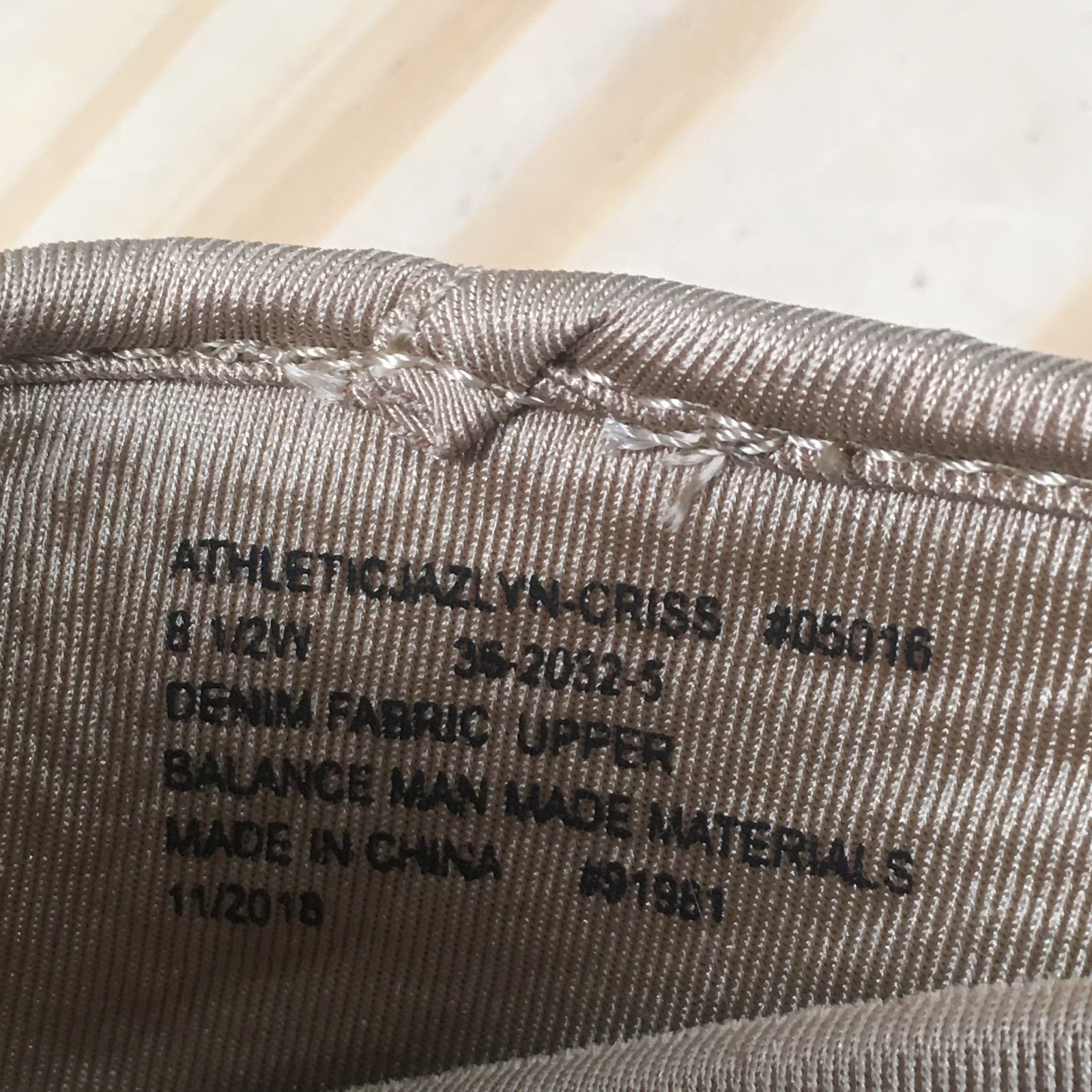 Comfortview Shoes Womens 8.5 W Athletic Jazlyn Slip On Flats Brown Fabric Casual