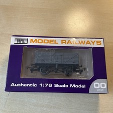 Dapol B568 BR 7 Plank Open Wagon in BR Grey Livery (30/526)