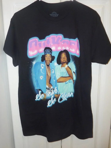 NWT OutKast So Fresh So Clean Graphics Short Sleeved Shirt Size Medium