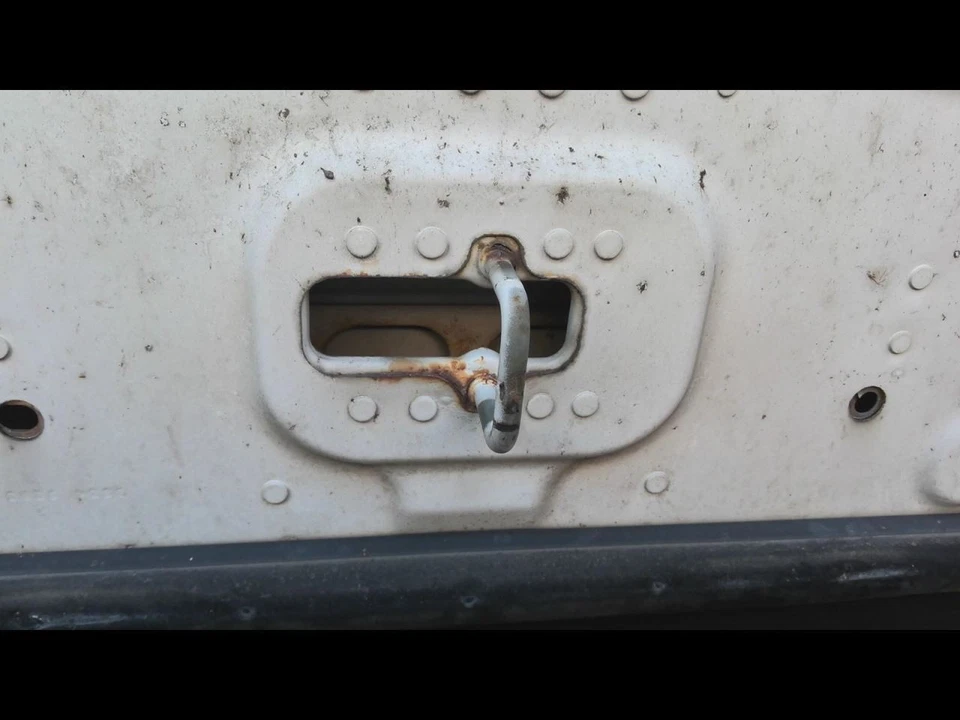 (LOCAL PICKUP ONLY) Hood Fits 05-10 COBALT 724357 Foto 2 de 2