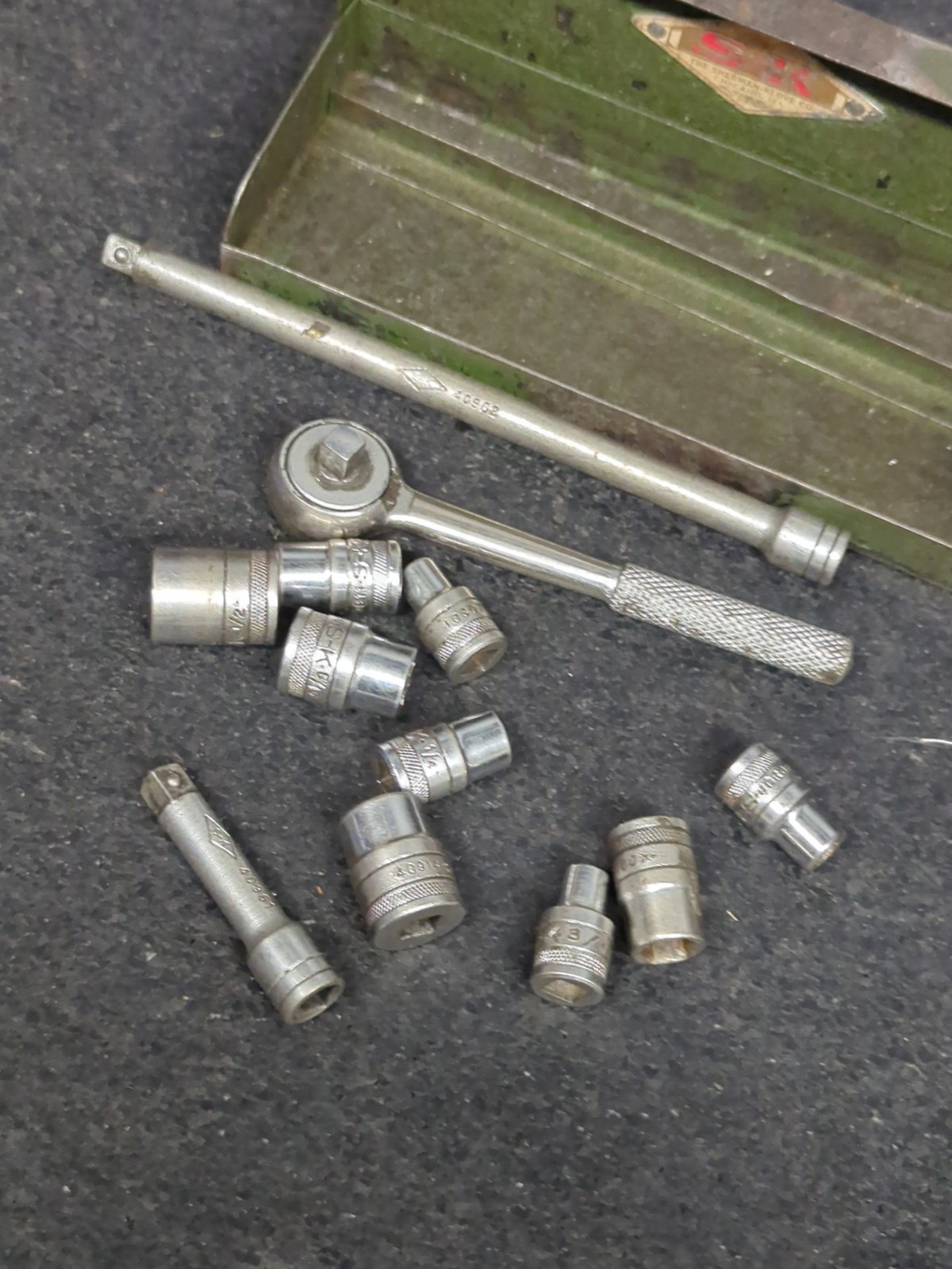 Vintage S-K Tools 16-piece 1/4" Drive Socket Set - USA