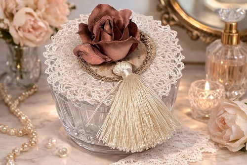 Polvere di rosa morbida fatta a mano in pedastallo piatto boudoir vanità regalo shabby chic - Foto 9 di 9