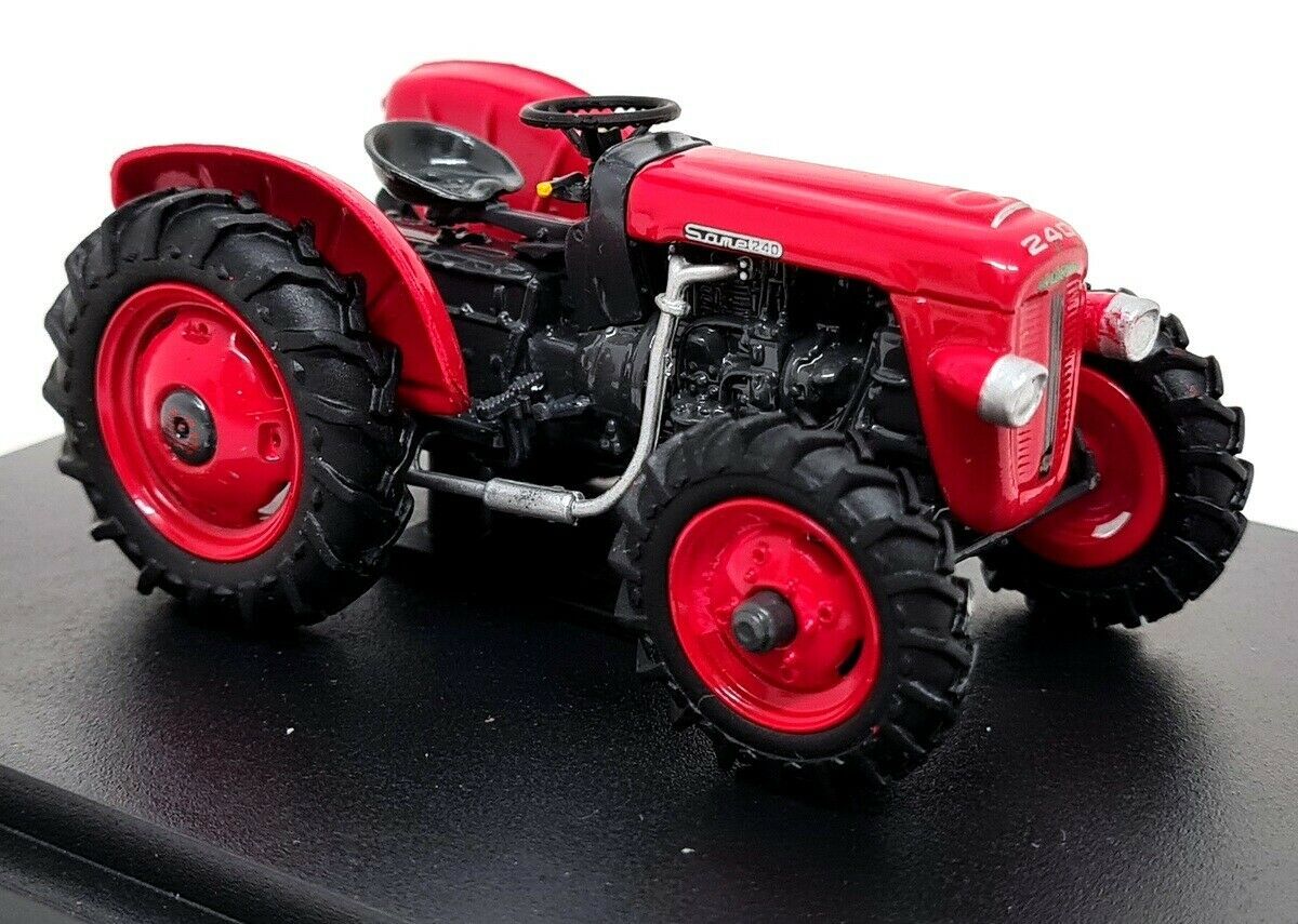 Hatchette 1/43 Scale - Same 240 DT 1958 Red Diecast & Plastic model tractor