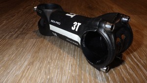 31.8MM X 1-1//8 X 100MM 3T ARX PRO STEM NEW BLACK