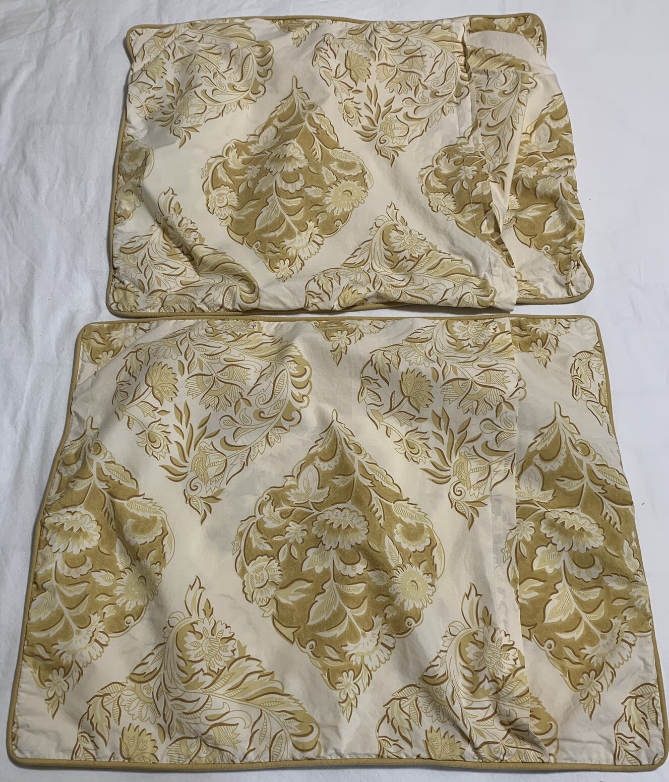 Set Of 2 Pottery Barn Pillow Shams Std Isabelle Medallion Floral Yellow Cotton