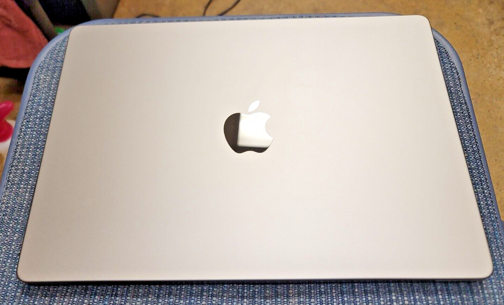 Apple MacBook Pro 14