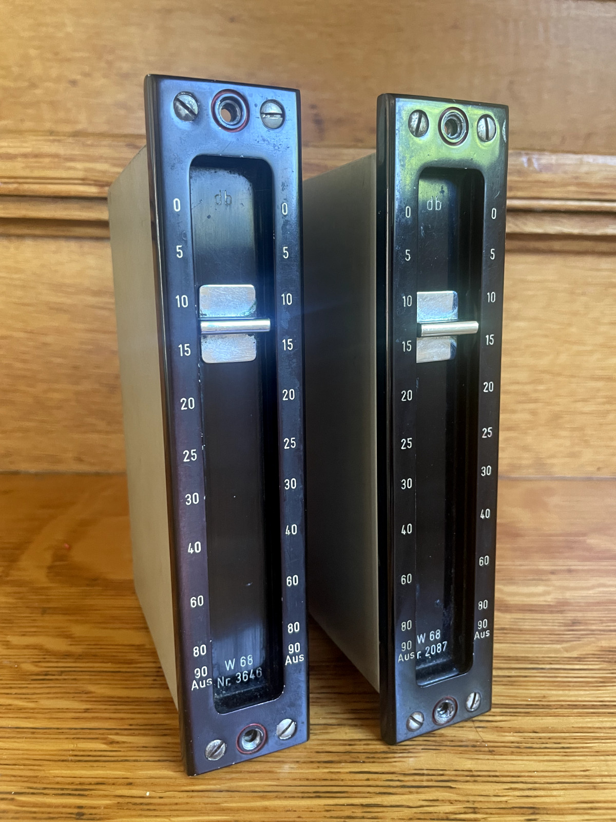 Par de faders Eckmiller W68