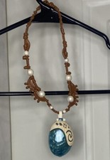 Disney Princess Moana Magical Seashell Necklace Toy Jakks Pacific Costume