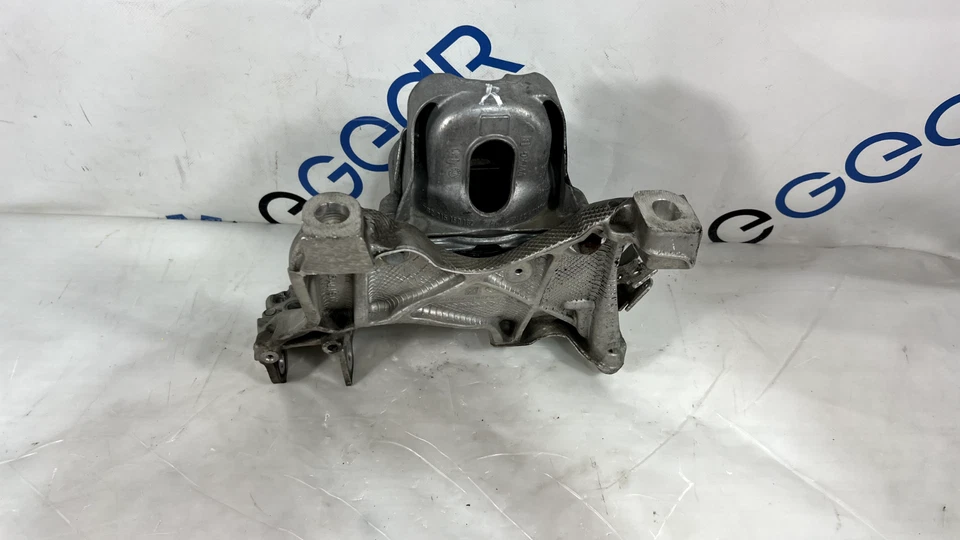 OEM 2018-23 AUDI A4 S4 A5 S5 RS5 Passenger Right Engine Mount Bracket 8W0399296E - Image 4 of 4