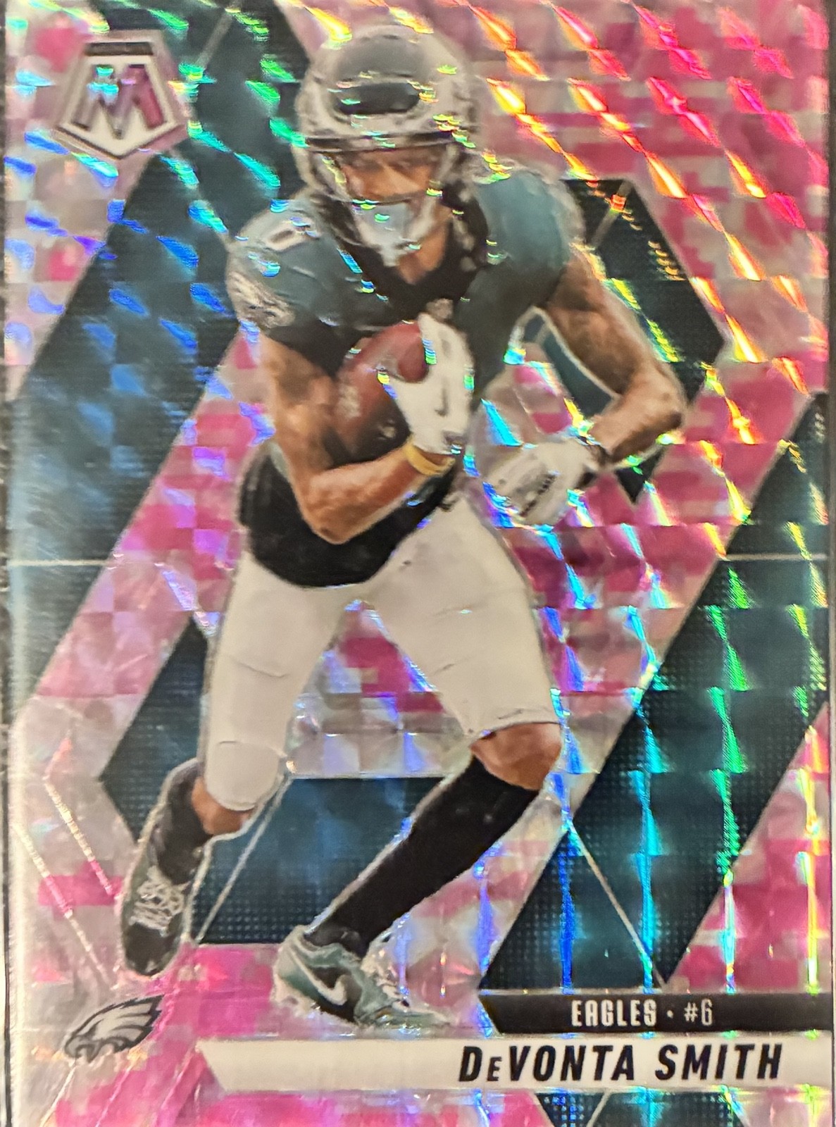 2025 Panini Mosaic - DeVonta Smith #119 Camo Pink Mosaic Prizm - Eagles
