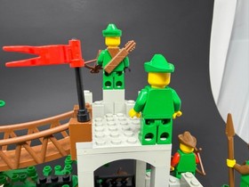 LEGO 6071 Forestmen's Crossing-Complete BUILD + Extra Minifigures (READ)
