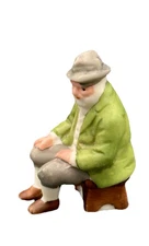 Dept 56 Heritage Village Christmas Old Man Sitting Bench Victorian Small Figure