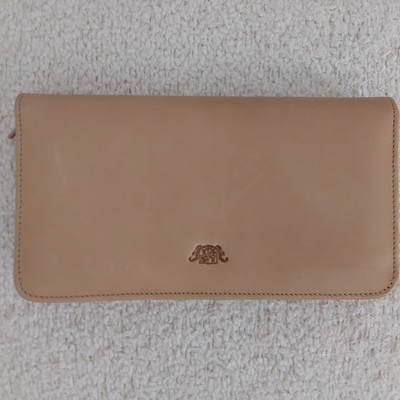 Pacific Grove by Bosca NWT Beige Leather Zip Around Organizer Wallet  Size 7.5x4