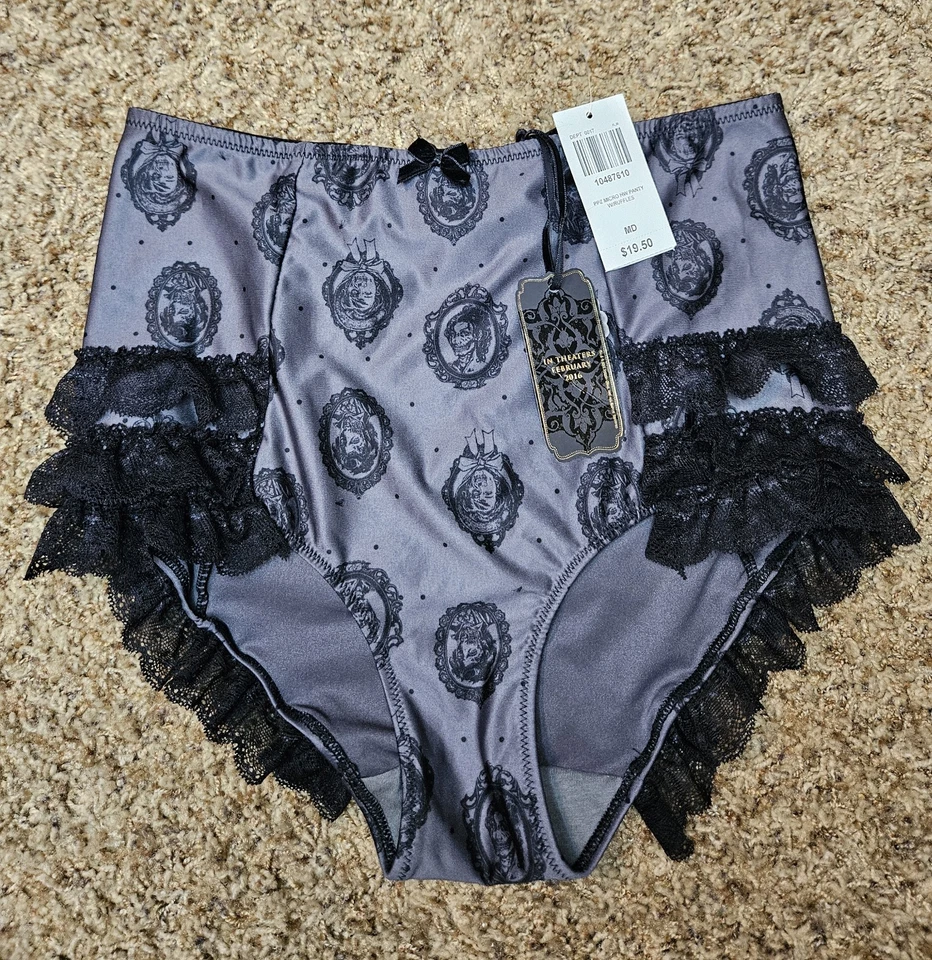 Bragas para mujer Hot Topic Pride Prejudice And Zombies talla M nuevas con etiquetas Foto 2 de 4