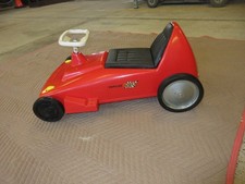 JAPAN BATTERY DRIVE RIDE ON PEDAL TYPE CAR POP CORPORATION NEW OLD STOCK 1960's