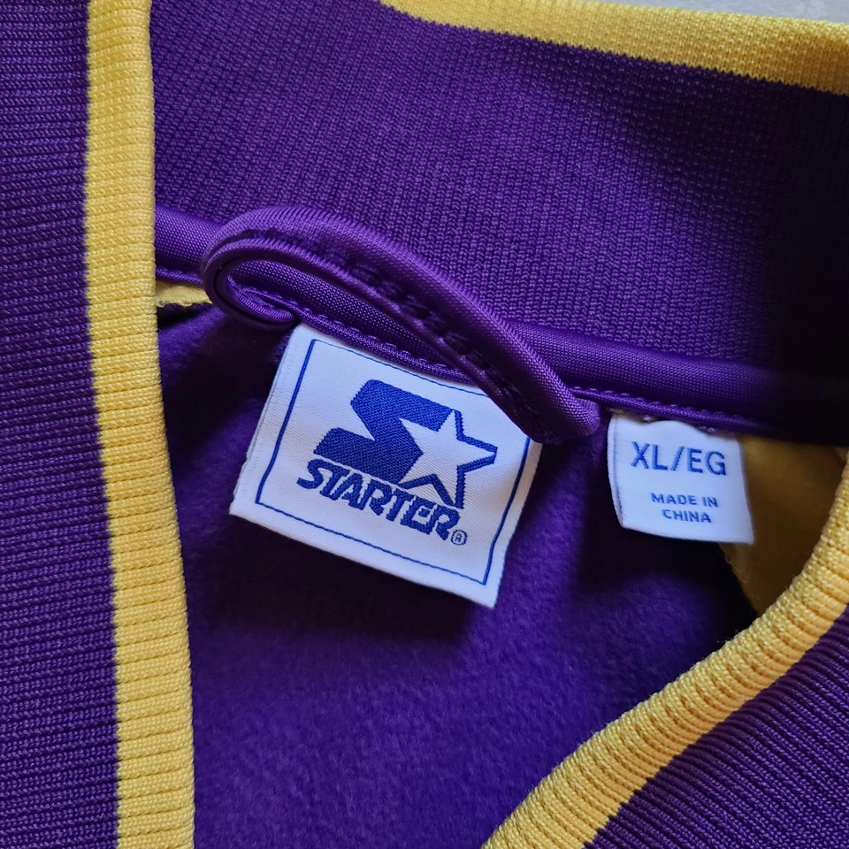 Chaqueta de iniciación de Los Angeles Lakers Foto 3 de 4