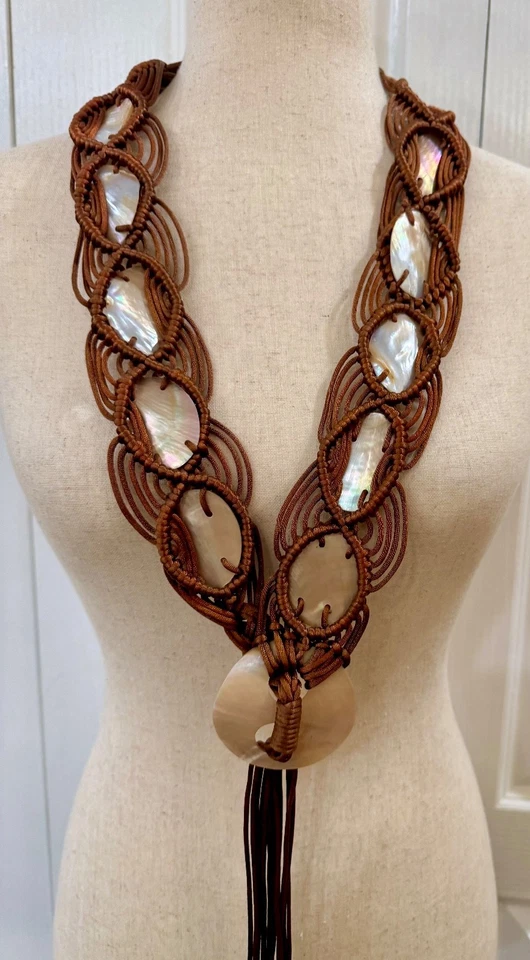 **Rare** Woman's Med Belt, Mother of Pearl Shells & Copper Poly-Silk Macrame' - Image 2 of 4
