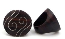 Bague ethnique en bois d'ébène bio et argent 925 motif spirale Taille 60