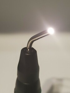 Welch Allyn 41100 Finnoff Ocular Fiber Optic Transilluminator 3.5 volt - Black