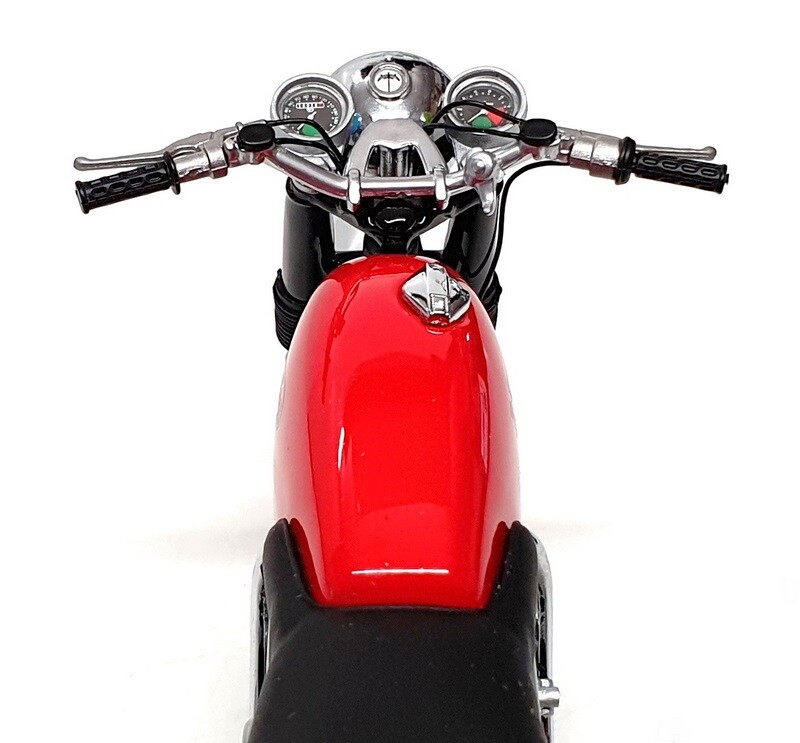 特価 MINICHAMPS 1/12 ノートン コマンド 750Fastback Minichamps 1/12 Scale 122 132002 - 1968 Norton Commando 750