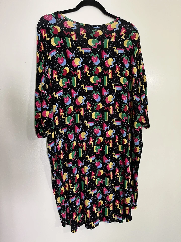 Туника LulaRoe топ женщин размер XL короткий рукав эластичной 80-х 90-х печать черный - Изображение 2 из 3