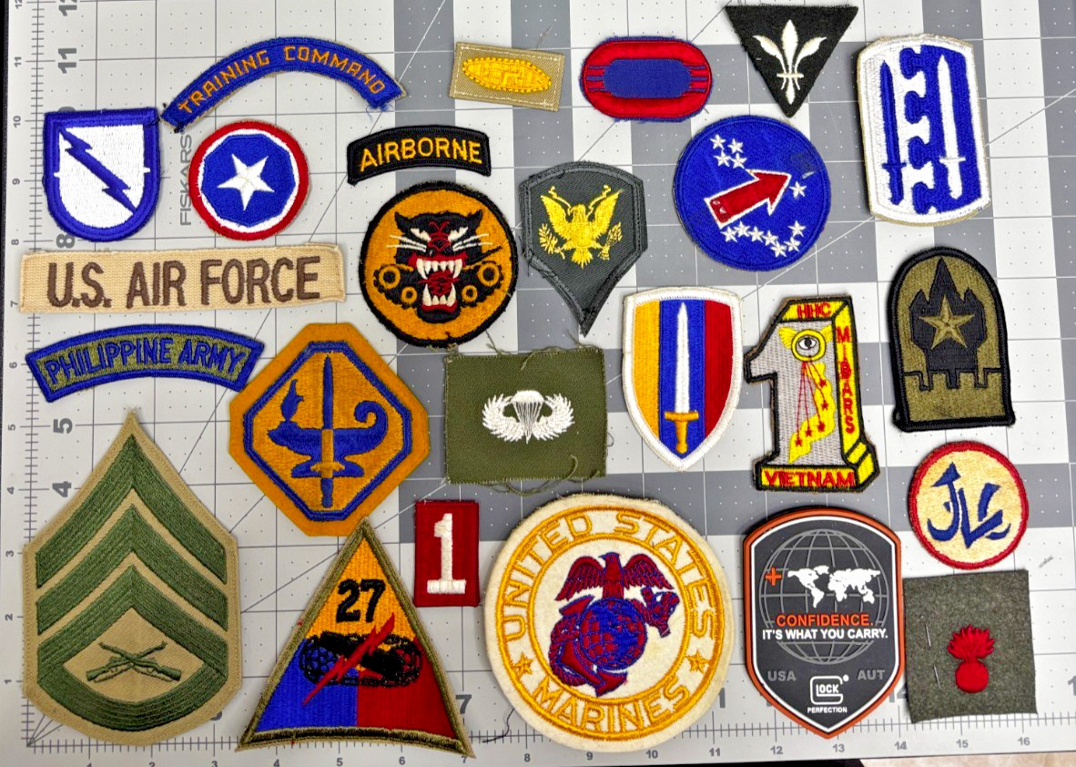 #66 Lot of 25 Mixed Patches