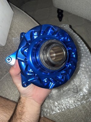 Husqvarna/Ktm/Gasgas blue billet factory front hub