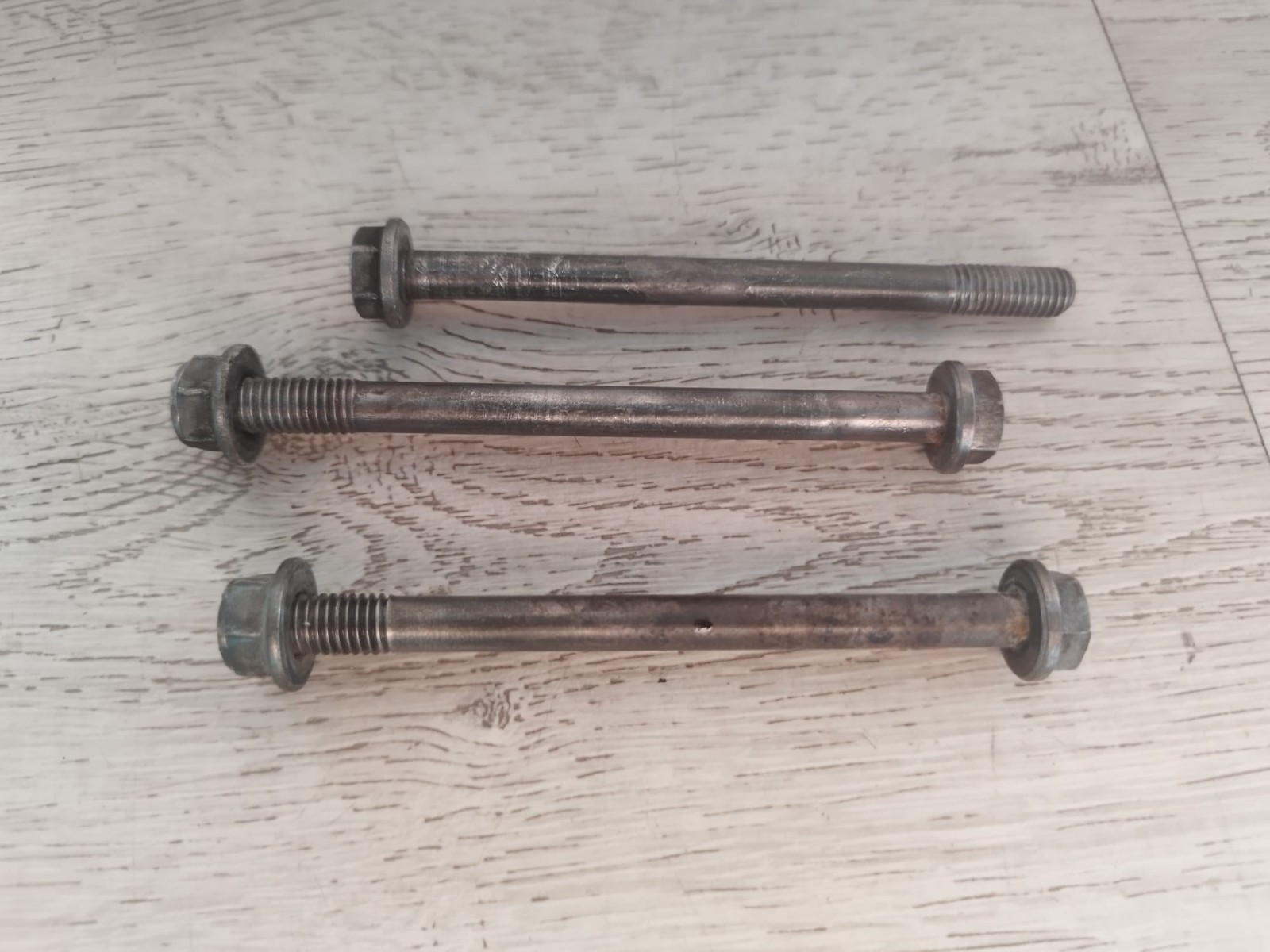 Prigionieri per blocco motore Minarelli Am6 per Yamaha TZR 50