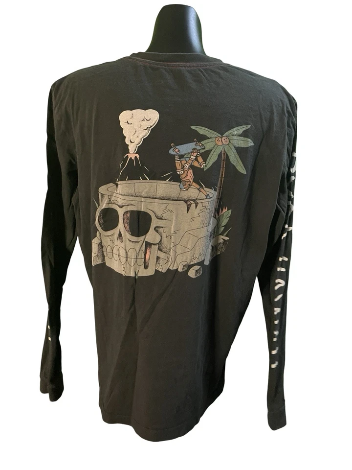 RVCA Hawaii Long Sleeve Tee M Black Luke Pelletier Artist Series Skull Graphic - Image 2 of 4
