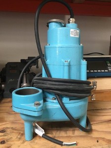little giant submersible sewage pump