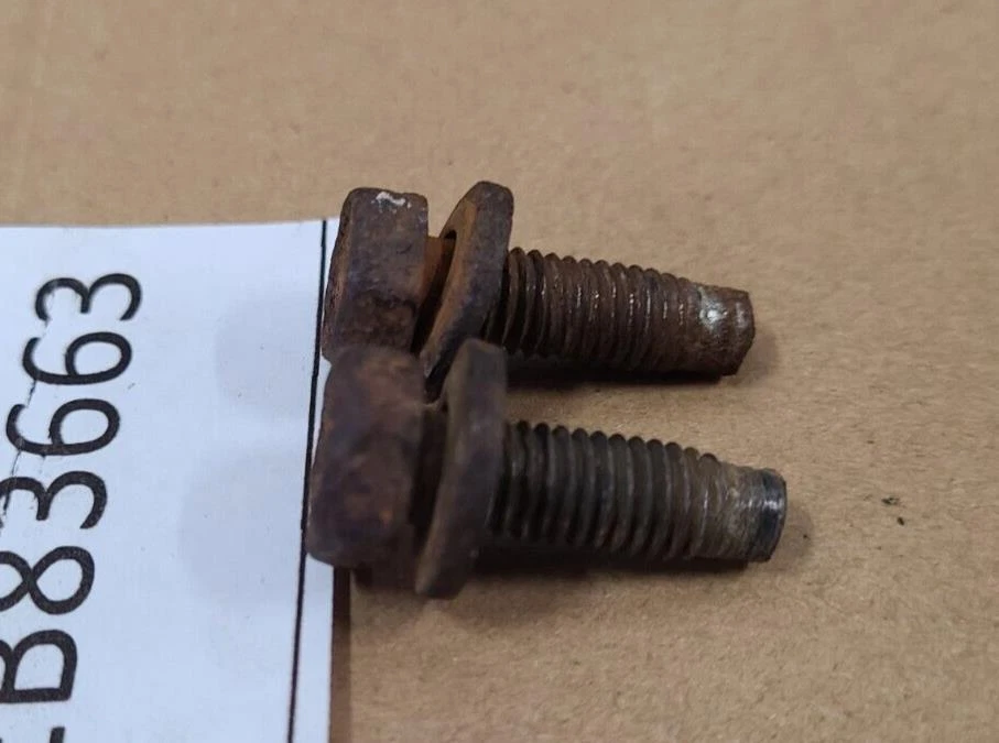 Dodge Ram 1500 2009-2012 pernos para línea de freno bloque de unión marco soporte perno Foto 4 de 4