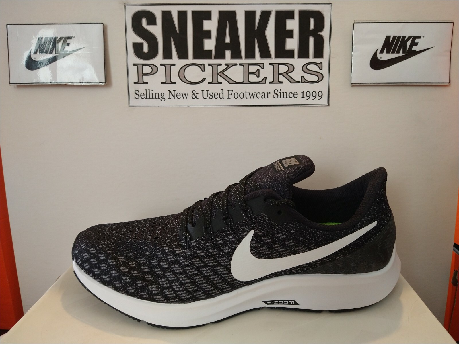 nike air zoom pegasus 35 mens size 10