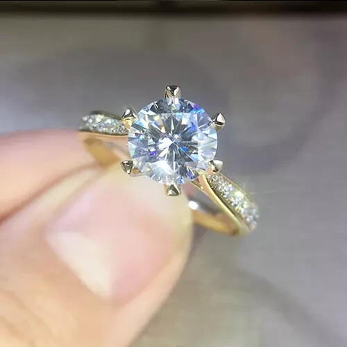 Real Moissanite 2.00 Ct Round Cut Women's Wedding Ring 14K Yellow Gold Plated - Picture 1 of 7
