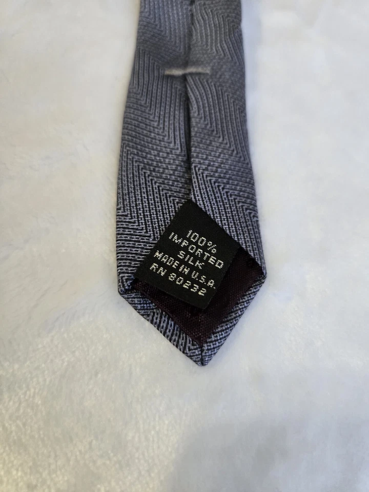 Class Club Tie Silk Classic 50" × 3.25" - Image 4 of 4