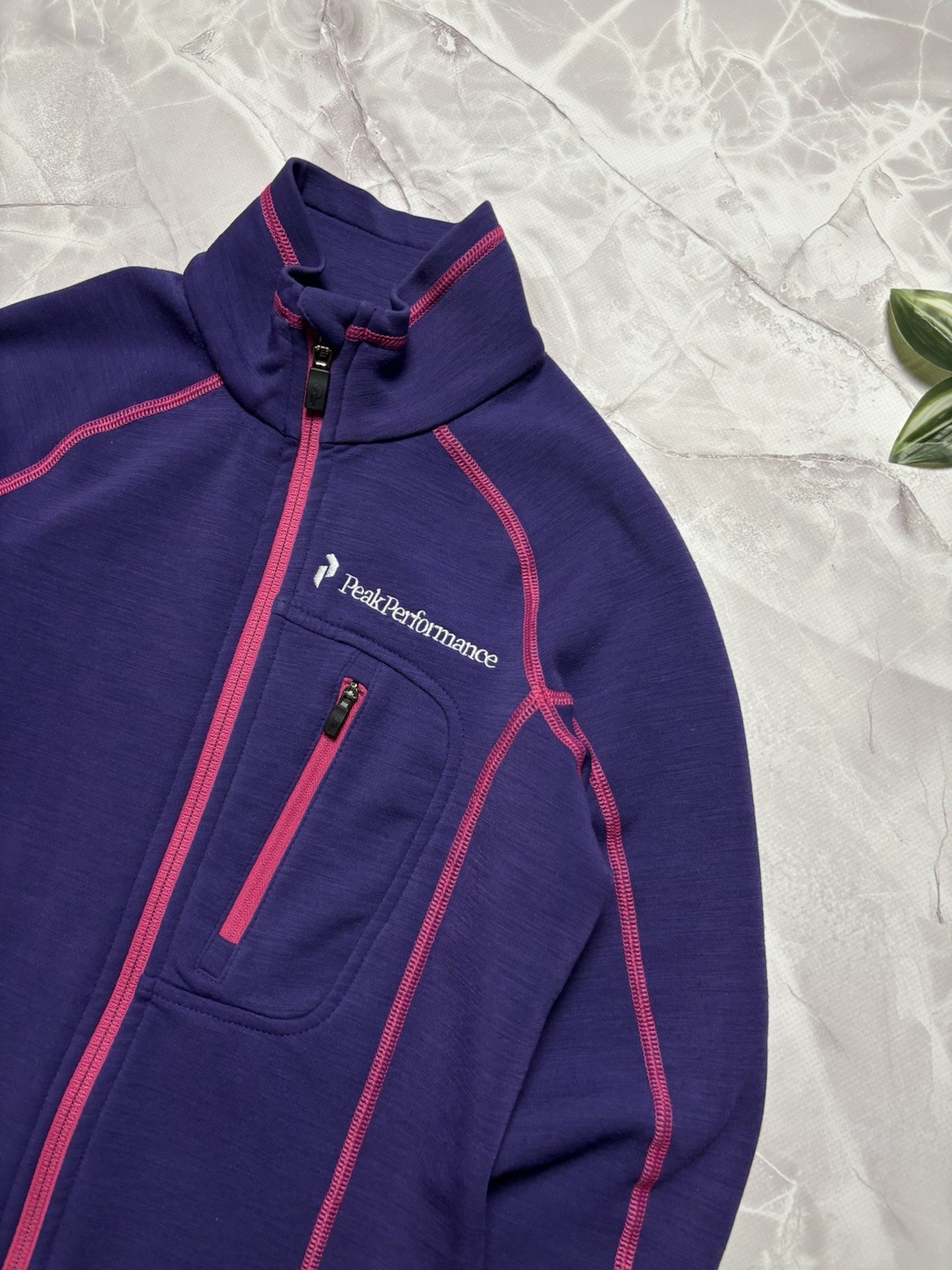 Peak Performance Heli Midlayer Wool Mix Stretch F… - image 3