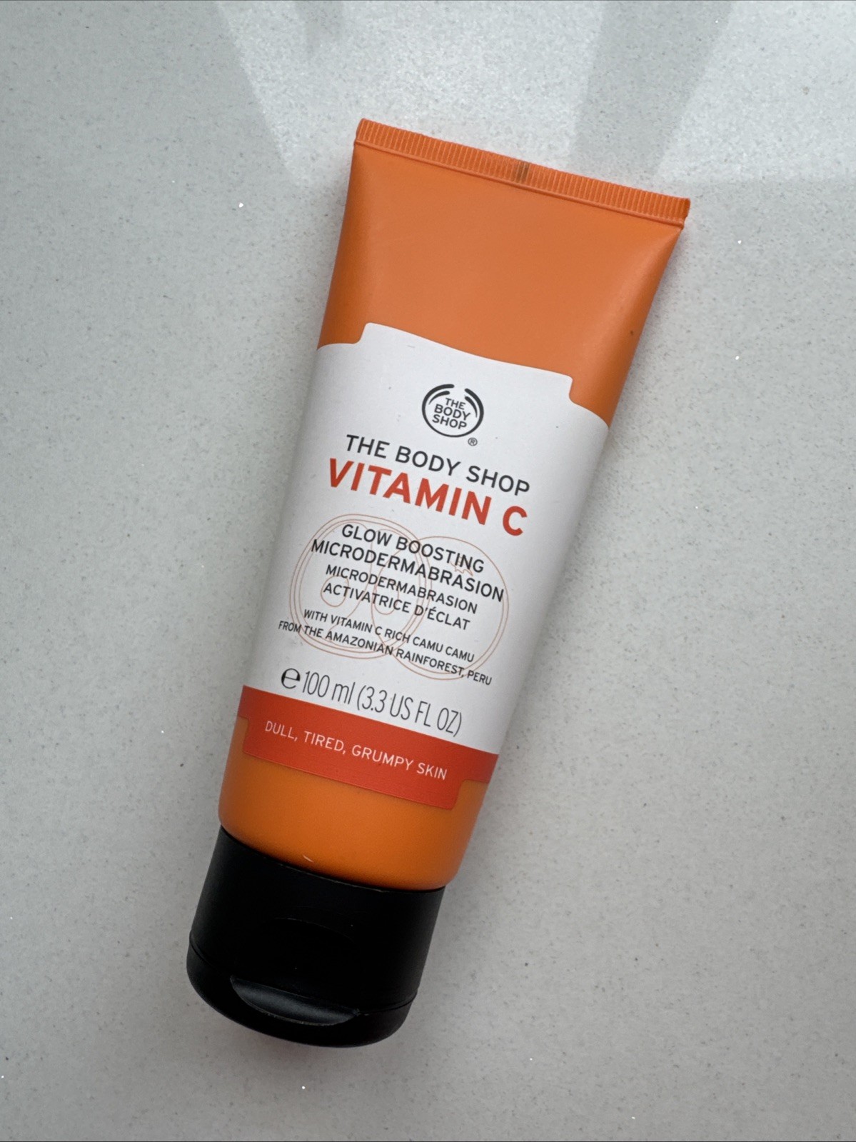 The Body Shop - Vitamin C Glow Boosting Microdermabrasion 100ml