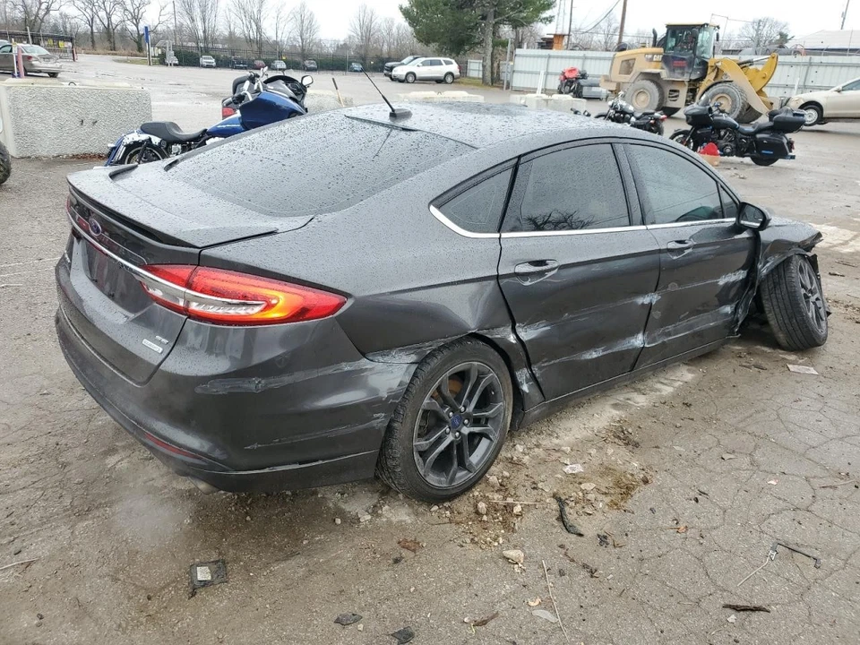 Б/у воздухоочиститель в сборе подходит для: 2018 Ford Fusion 1,5 класса A - Изображение 3 из 4