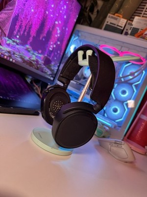 SteelSeries Arctis 5 Gaming Headset Wired Black- No Pads or Wires