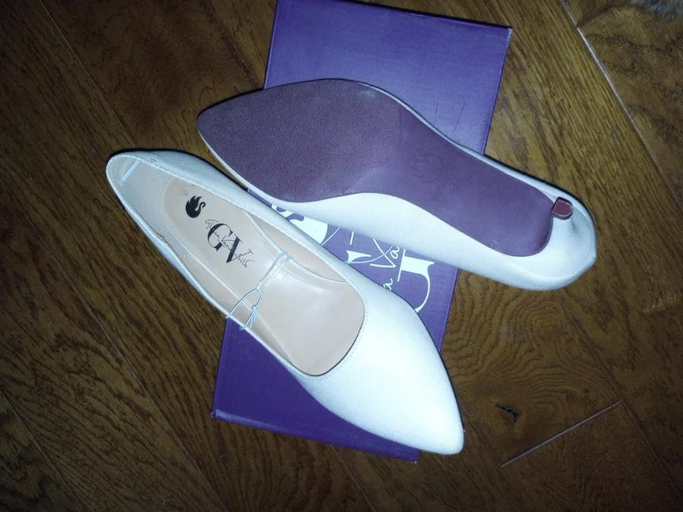 Zapatos de salón Gloria Vanderbilt para mujer talla 11 naturales Marilyn nuevos con etiquetas Foto 3 de 4