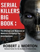 Robert J. Morton (U. A.) | Serial Killers Big Book | Taschenbuch | Englisch