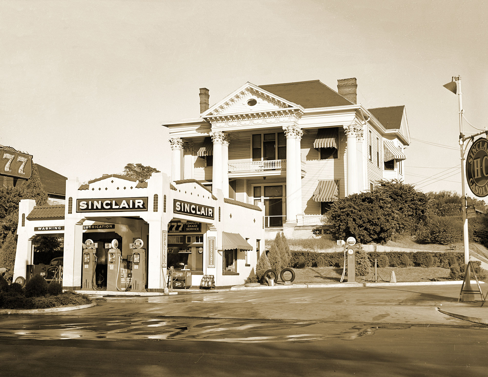 1939 Gas Station, Jackson, Mississippi Vintage Old Photo 8.5" x 11